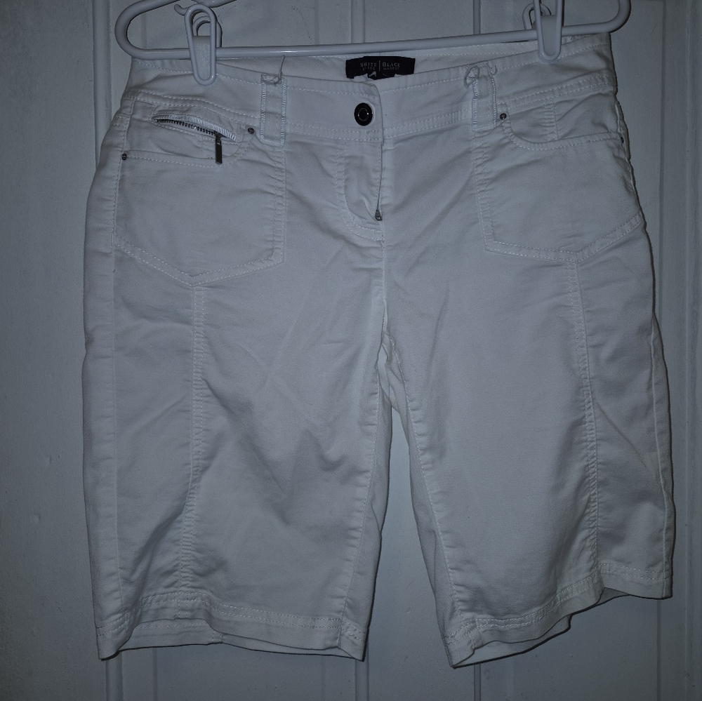 Nwot White House BLACK Market Women's Shorts 2 White